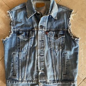 Levi’s vintage distressed denim vest